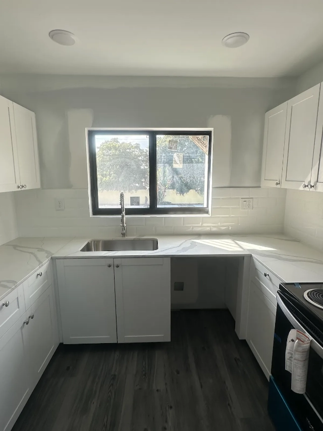 Pompano Pointe live progress image 