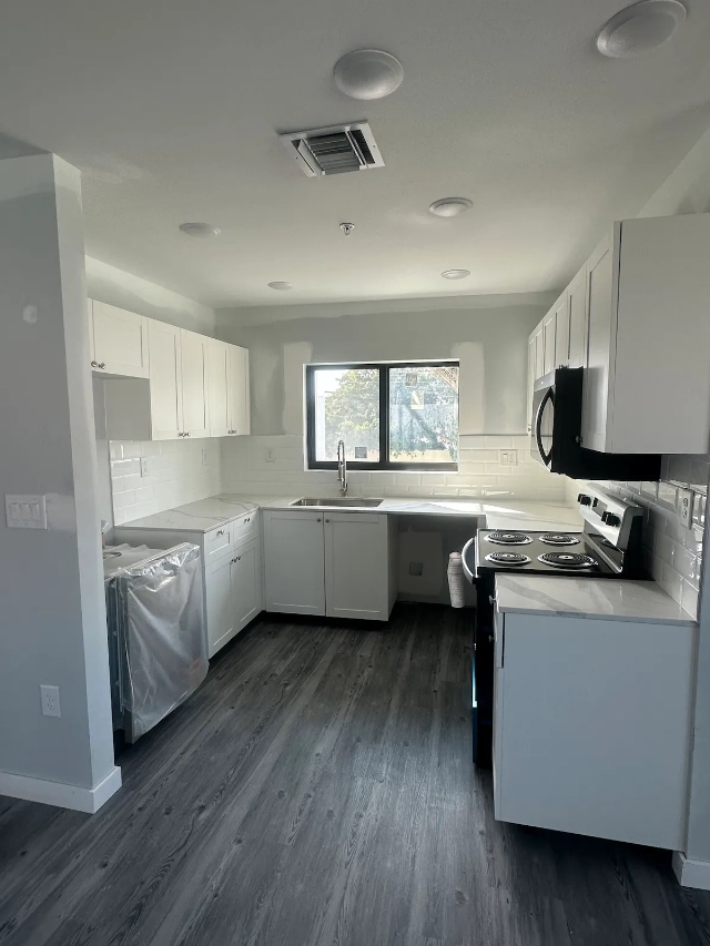 Pompano Pointe live progress image 